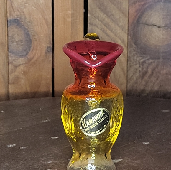 Kanawha Amberina glass mini pitcher - Picture 6 of 16